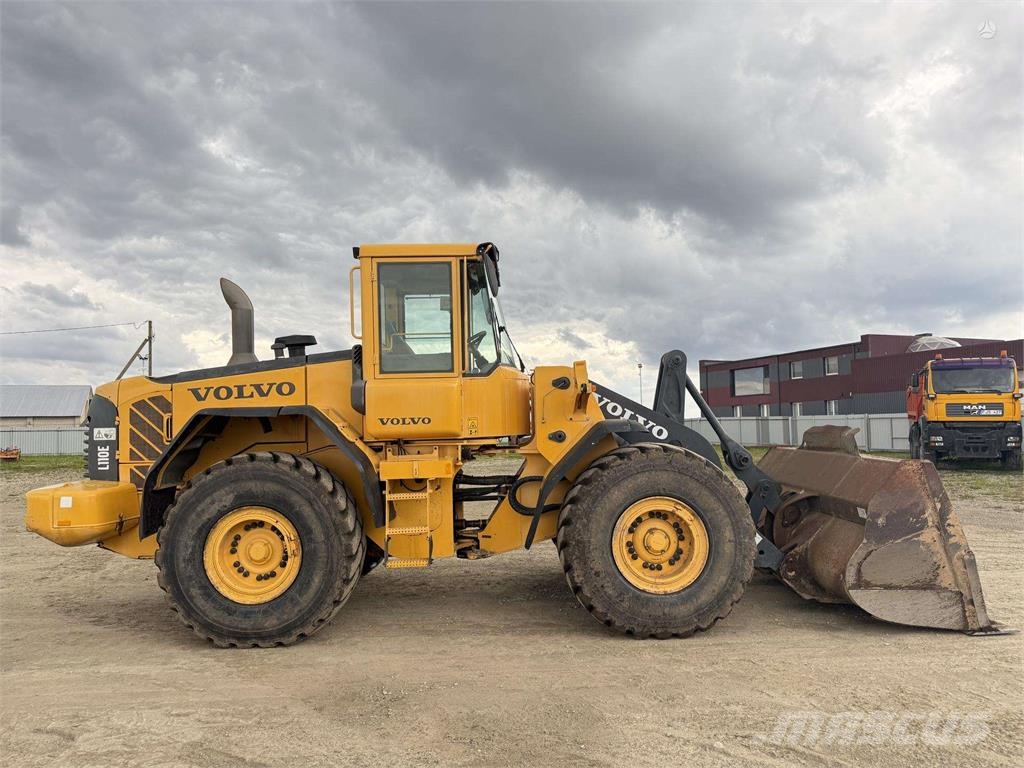 Volvo L 110 E Gumikerekes homlokrakodók