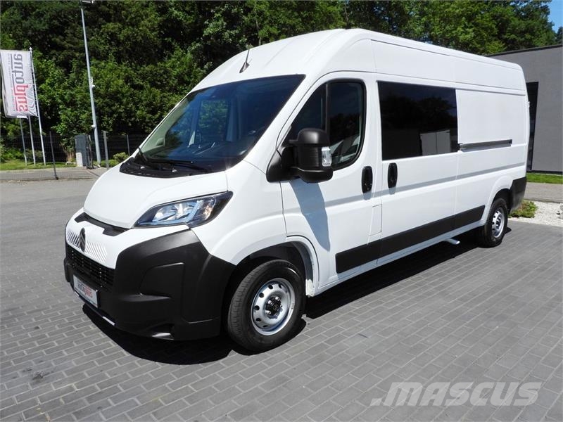Citroën JUMPER  BOX DELIVERY VAN 7 SEATS CRUISE CONTROL شاحنة مقفلة