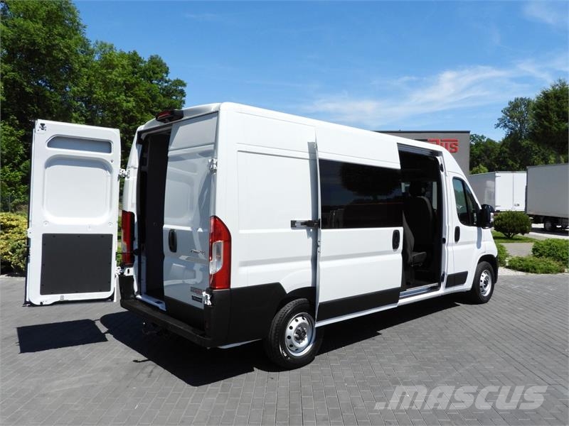 Citroën JUMPER  BOX DELIVERY VAN 7 SEATS CRUISE CONTROL شاحنة مقفلة
