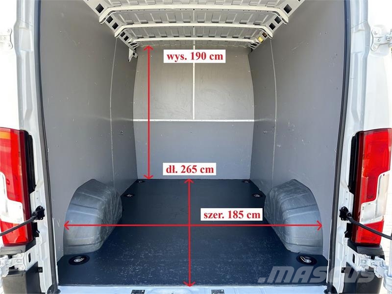 Citroën JUMPER  BOX DELIVERY VAN 7 SEATS CRUISE CONTROL شاحنة مقفلة
