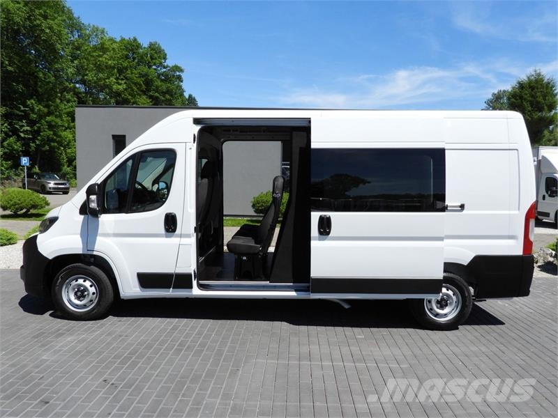Citroën JUMPER  BOX DELIVERY VAN 7 SEATS CRUISE CONTROL شاحنة مقفلة