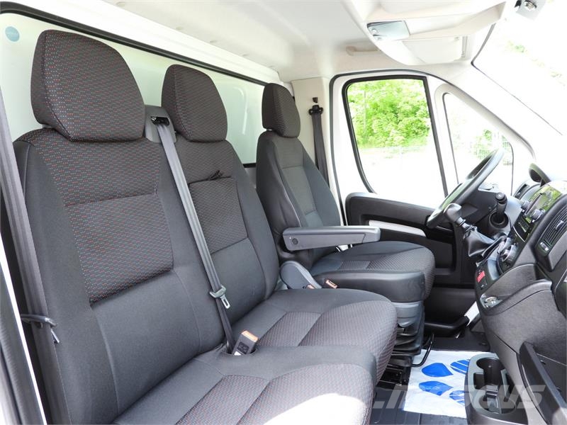 Citroën JUMPER BOX LIFT 8 PALLETS CRUISE CONTROL Furgons