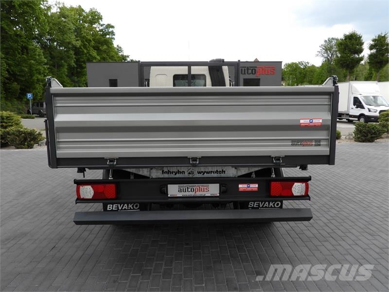 DAF LF  180 THREE-WAY TIPPER CRUISE CONTROL LED Camion benne