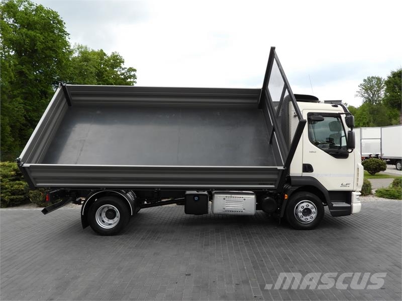 DAF LF  180 THREE-WAY TIPPER CRUISE CONTROL LED Camion benne