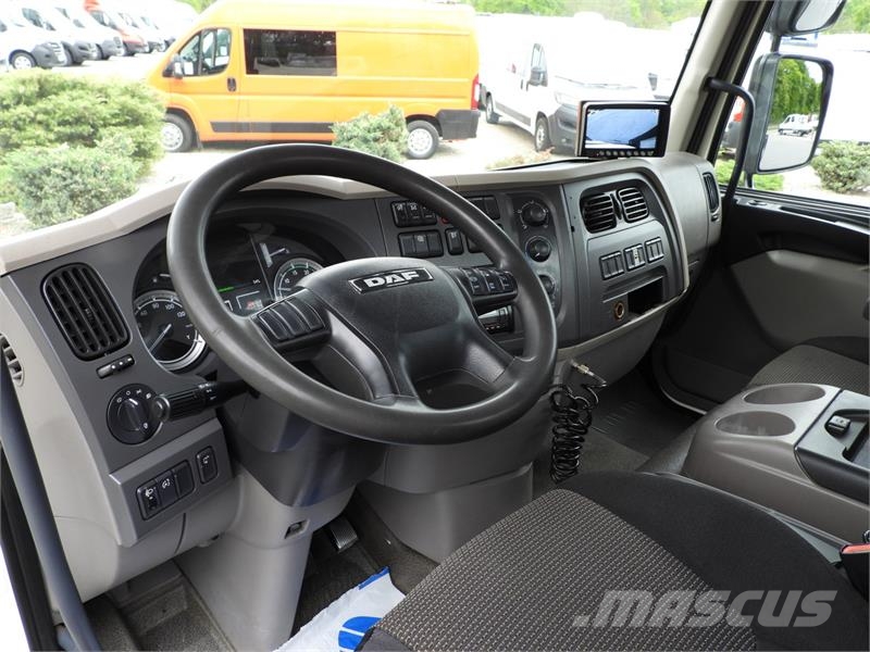 DAF LF  180 THREE-WAY TIPPER CRUISE CONTROL LED Camion benne