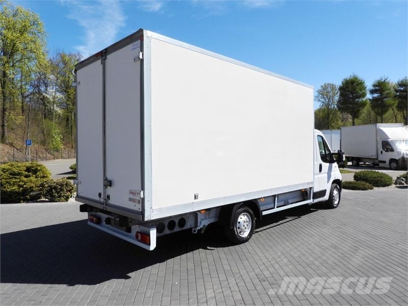 Fiat DUCATO BOX 9 PALLETS CRUISE CONTROL NAVIGATION Fourgon