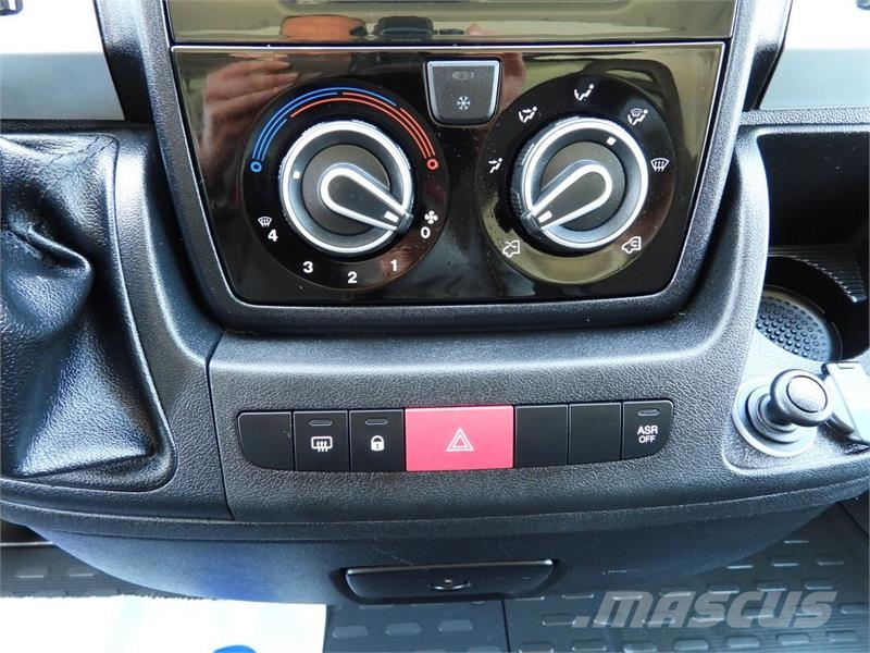 Fiat DUCATO BOX 9 PALLETS CRUISE CONTROL NAVIGATION Fourgon