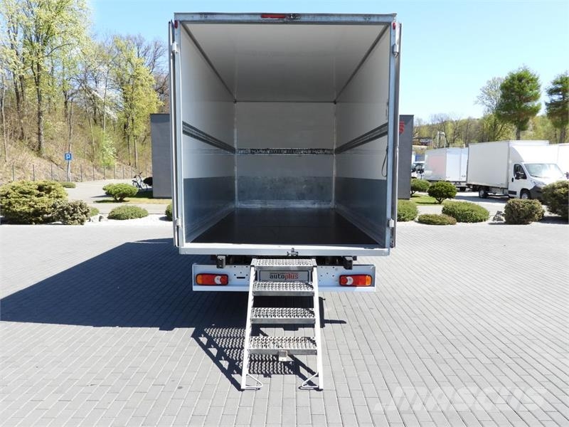 Fiat DUCATO BOX 9 PALLETS CRUISE CONTROL NAVIGATION Fourgon