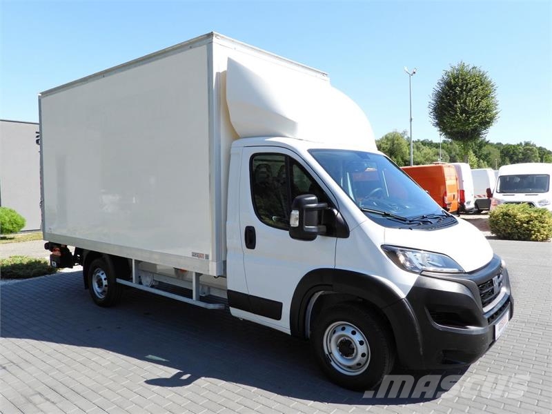 Fiat DUCATO BOX LIFT 8 PALLETS CRUISE CONTROL Zabojni kombi