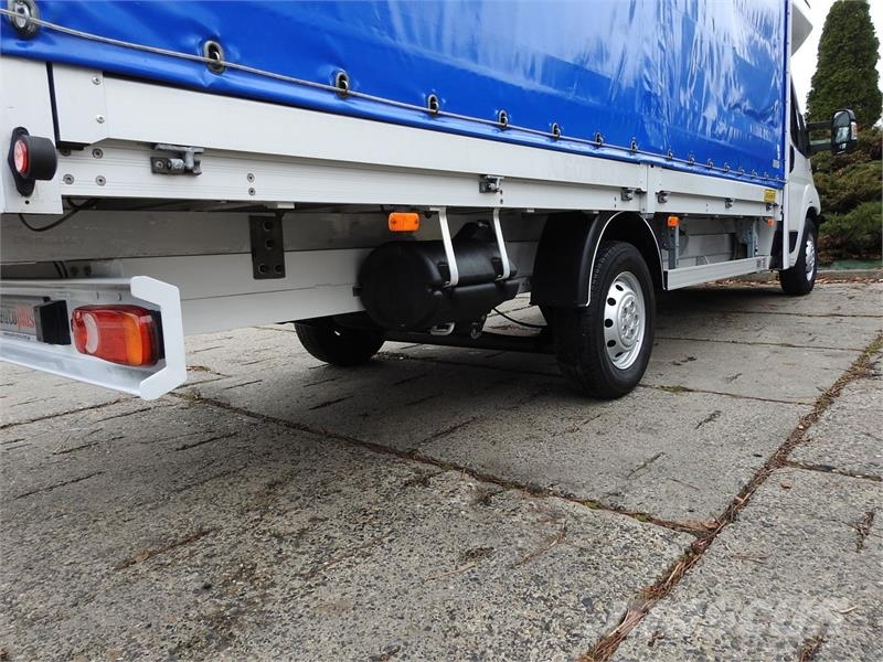 Fiat DUCATO   TARPAULIN 10 PALLETS WEBASTO Zabojni kombi