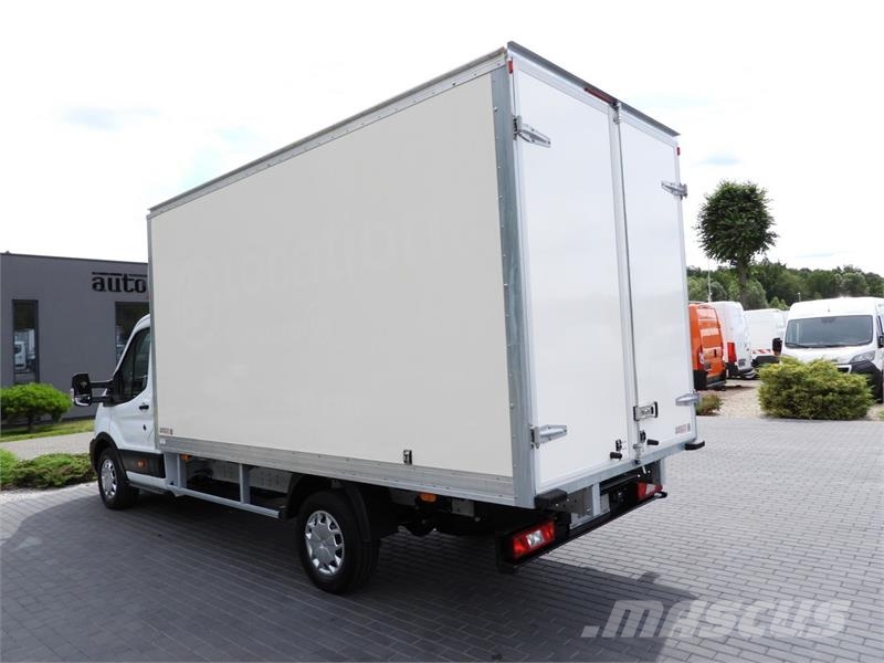 Ford TRANSIT BOX 8 PALLETS CRUISE CONTROL Gesloten opbouw