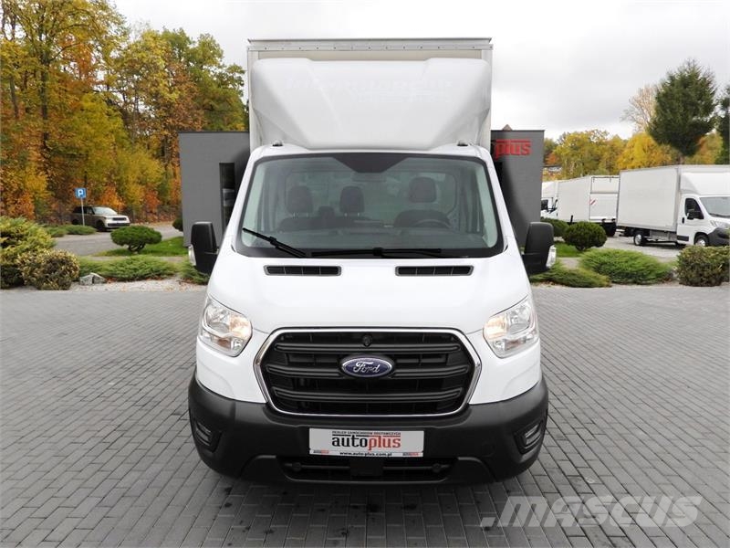 Ford TRANSIT BOX LIFT 8 PALLETS CRUISE CONTROL Skriňová nadstavba