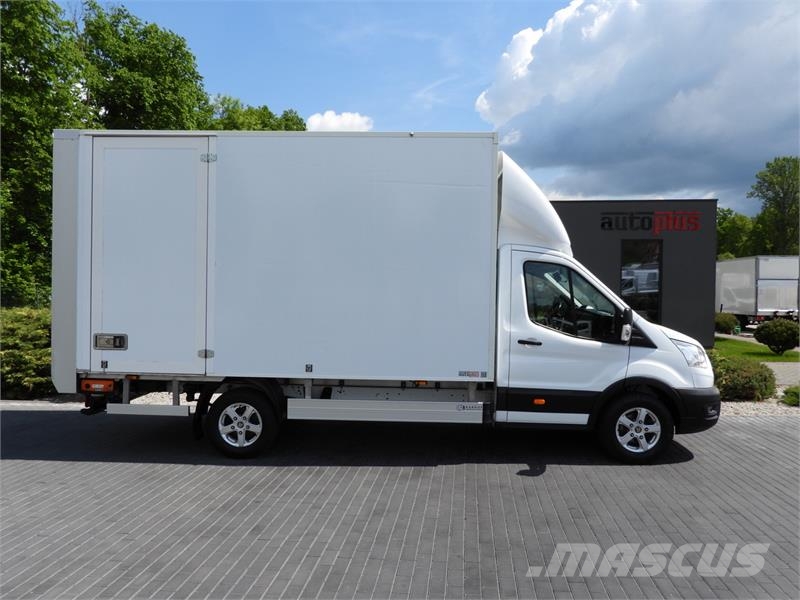 Ford TRANSIT BOX LIFT 8 PALLETS CRUISE CONTROL LED Фургони