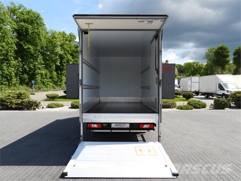 Ford TRANSIT BOX LIFT 8 PALLETS CRUISE CONTROL LED Фургони