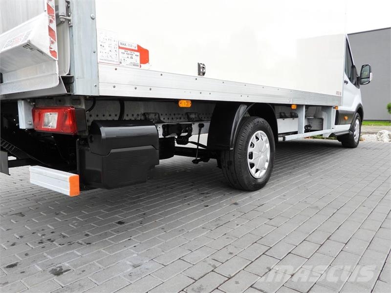 Ford TRANSIT BOX LIFT 8 PALLETS CRUISE CONTROL Skriňová nadstavba