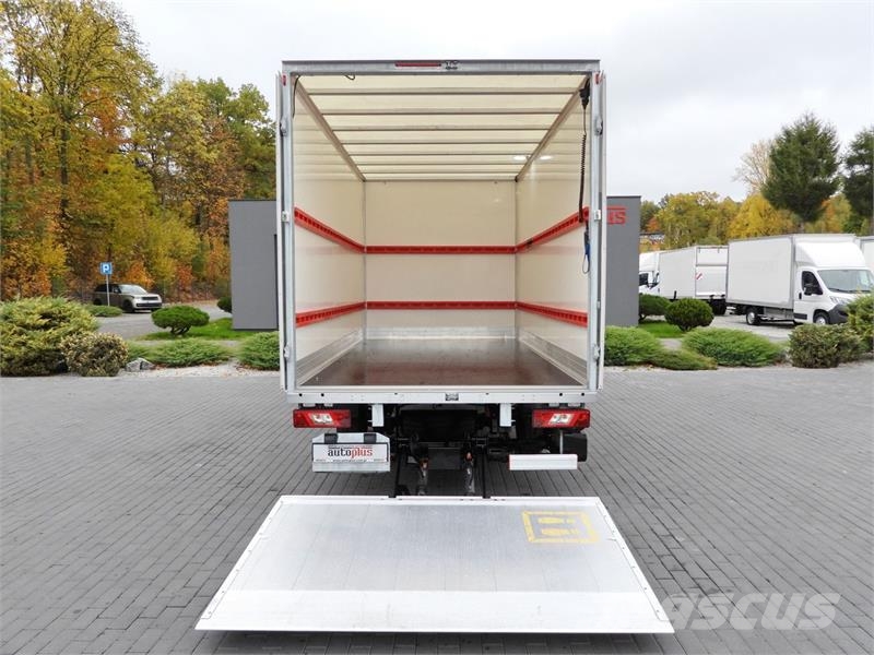 Ford TRANSIT BOX LIFT 8 PALLETS CRUISE CONTROL Skriňová nadstavba