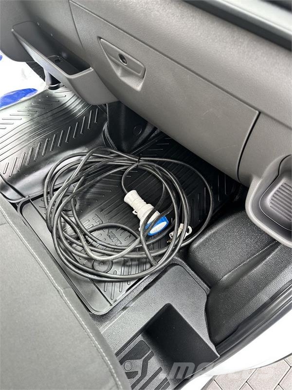 Ford TRANSIT  REGRIGERATOR BOX 0*C 8 PALLETS POWER Furgonetas frigoríficas/isotermas