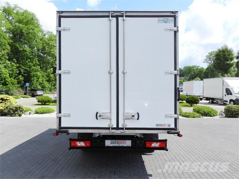 Ford TRANSIT REGRIGERATOR BOX 0*C 8 PALLETS Temperature controlled