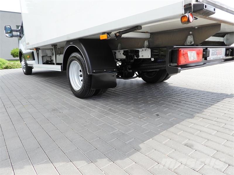 Ford TRANSIT REGRIGERATOR BOX 0*C 8 PALLETS Temperature controlled