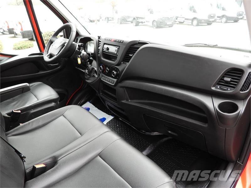 Iveco DAILY 35C13 TIPPER CRUISE CONTROL TWIN WHEELS Furgonetas basculantes