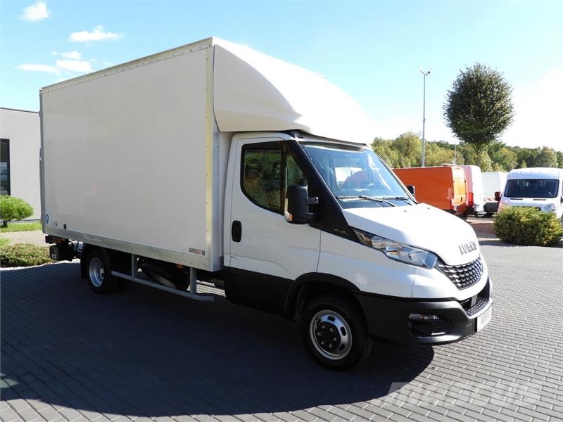 Iveco DAILY  35C14 BOX LIFT 8 PALLETS CRUISE CONTROL Fourgon
