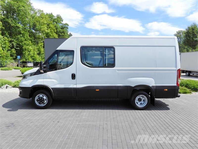Iveco DAILY 35C16 BOX DELIVERY VAN 6 SEATS Transporterek