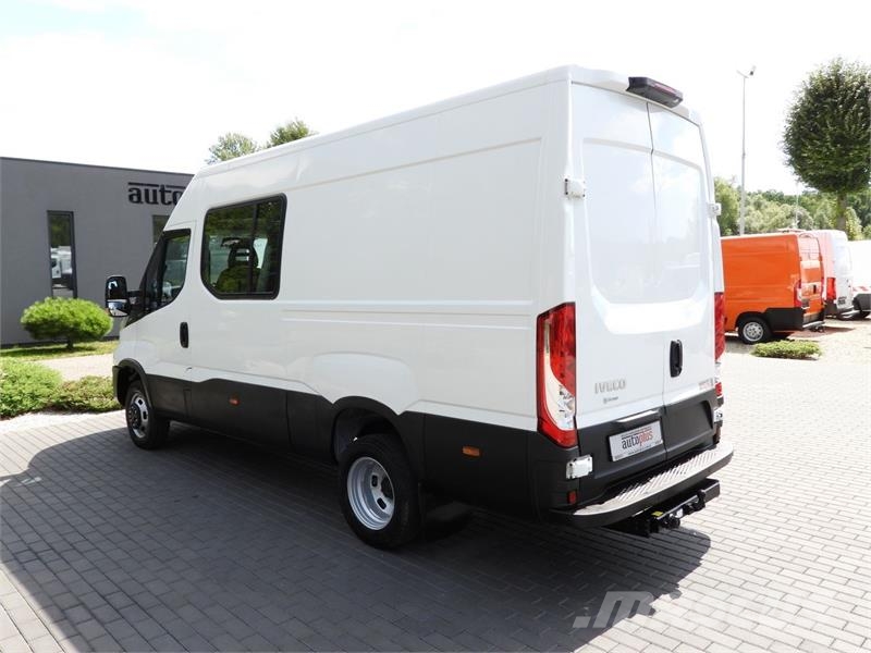 Iveco DAILY 35C16 BOX DELIVERY VAN 6 SEATS Transporterek