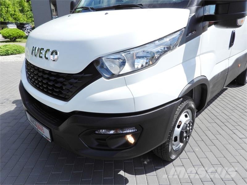 Iveco DAILY 35C16 BOX DELIVERY VAN 6 SEATS Transporterek