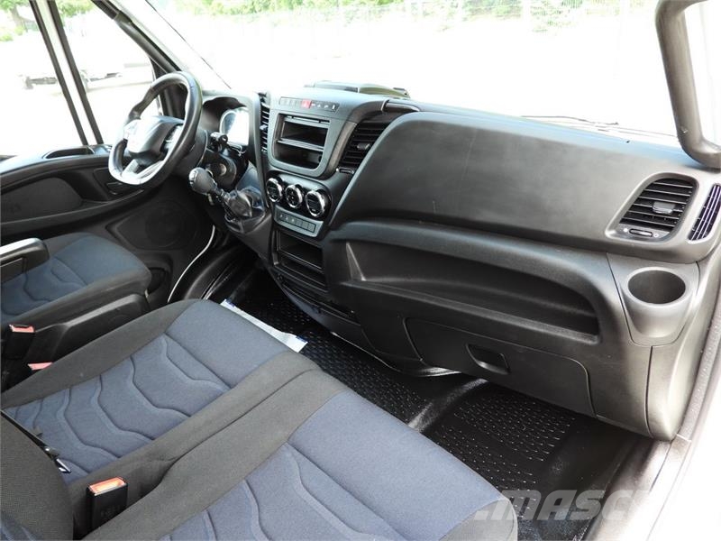 Iveco DAILY 35C16 BOX DELIVERY VAN 6 SEATS Transporterek