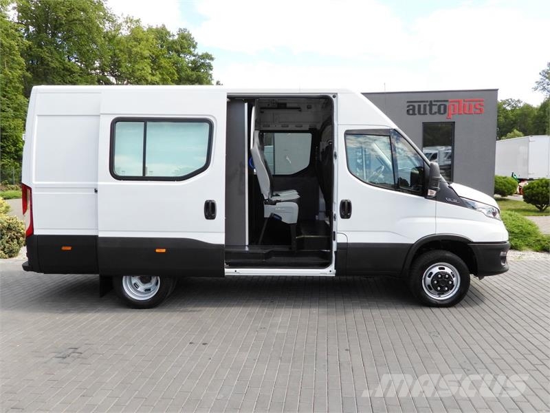 Iveco DAILY 35C16 BOX DELIVERY VAN 6 SEATS Transporterek