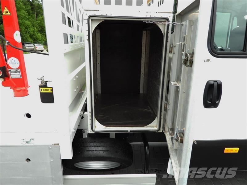 Iveco DAILY 35C16 TIPPER DOUBLE CABIN DOKA 6 SEATS Furgonetas basculantes
