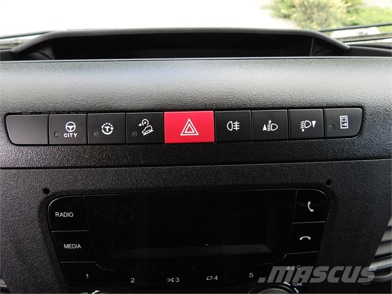 Iveco DAILY 35S14 8 PALLETS CRUISE CONTROL TWIN WHEELS Skriňová nadstavba