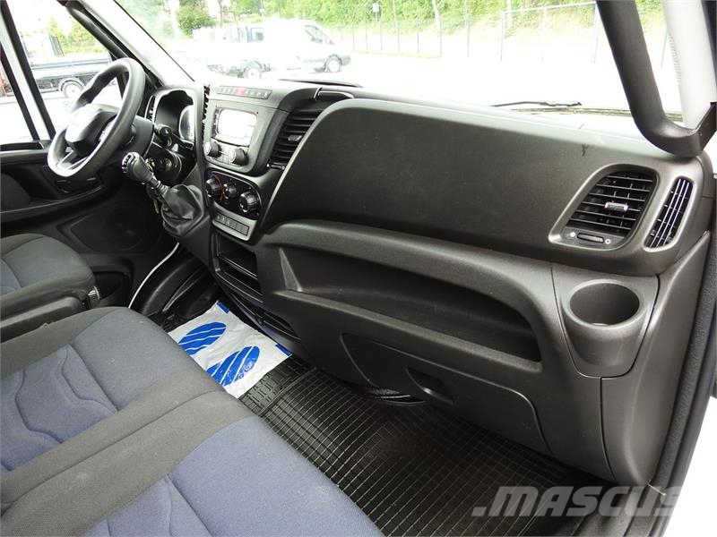 Iveco DAILY 35S14 8 PALLETS CRUISE CONTROL TWIN WHEELS Skriňová nadstavba