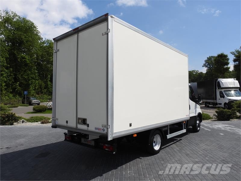 Iveco DAILY 35S14 8 PALLETS CRUISE CONTROL TWIN WHEELS Skriňová nadstavba