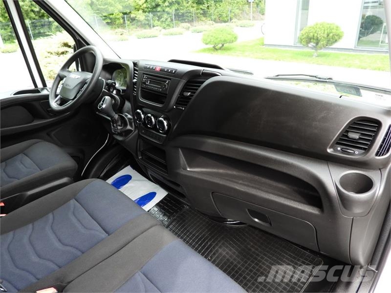 Iveco DAILY  35S16 BOX DELIVERY VAN 7 SEATS AUTOMATIC شاحنة مقفلة