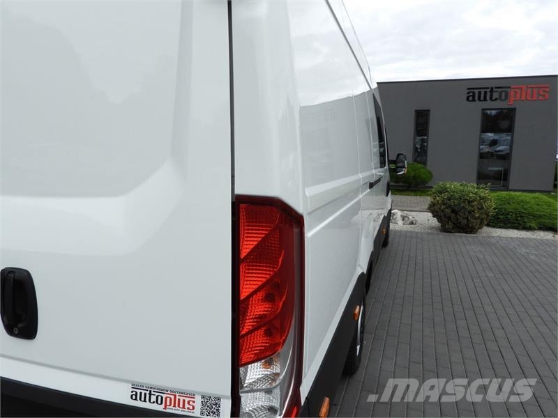 Iveco DAILY  35S16 BOX DELIVERY VAN 7 SEATS AUTOMATIC شاحنة مقفلة