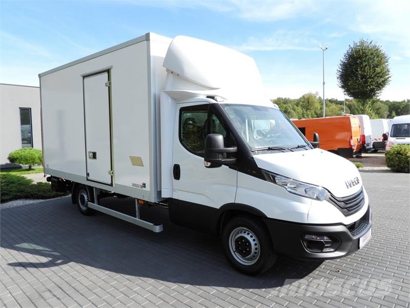 Iveco DAILY  35S16 BOX LIFT 8 PALLETS AIR CONDITIONING Furgons