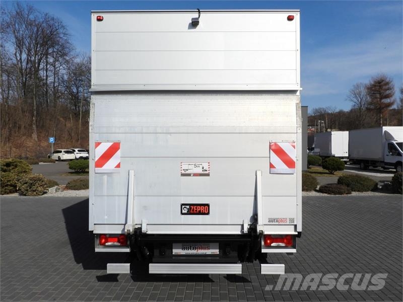 Iveco DAILY  35S16 CONNECT BOX LIFT 8 PALLETS Vehículos de caha cerrada