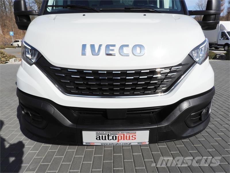 Iveco DAILY  35S16 CONNECT BOX LIFT 8 PALLETS Vehículos de caha cerrada