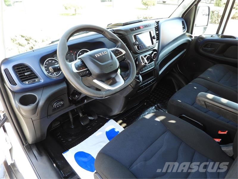 Iveco DAILY  35S16 STAKE BODY 8 PALLETS CRUISE CONTROL Caja abierta/laterales abatibles