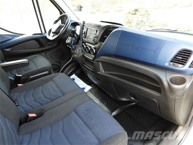 Iveco DAILY 35S16 STAKE BODY DOUBLE CABIN DOKA 7 SEATS Lava-autot