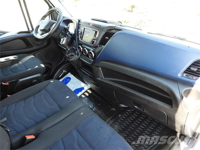 Iveco DAILY  35S16 STAKE BODY 8 PALLETS CRUISE CONTROL Caja abierta/laterales abatibles