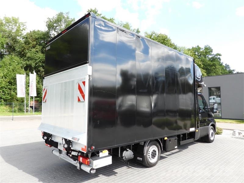 Iveco DAILY 35S18 BOX LIFT 8 PALLETS WEBASTO Kastenwagen