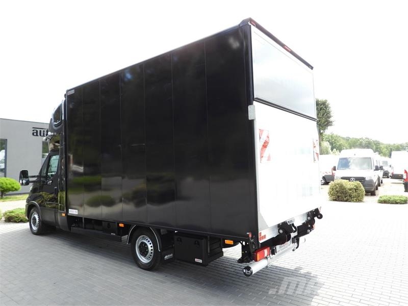 Iveco DAILY 35S18 BOX LIFT 8 PALLETS WEBASTO Kastenwagen
