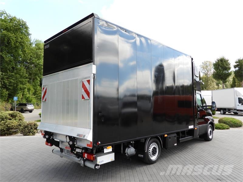 Iveco DAILY 35S18 BOX LIFT 8 PALLETS WEBASTO Kastenwagen