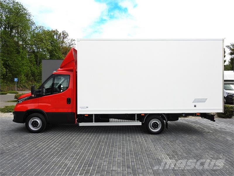 Iveco DAILY 35S18 NEW BOX 10 PALLETS CRUISE CONTROL Kastenwagen