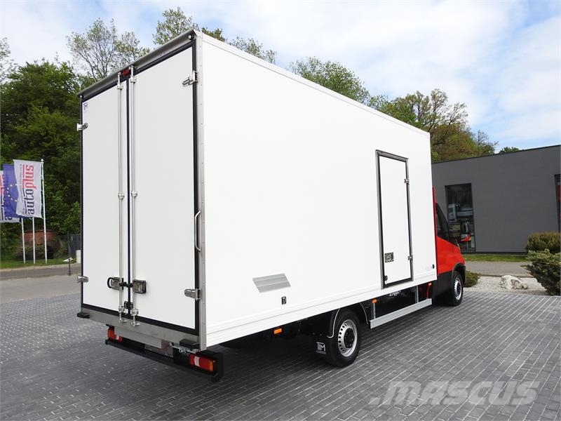 Iveco DAILY 35S18 NEW BOX 10 PALLETS CRUISE CONTROL Kastenwagen