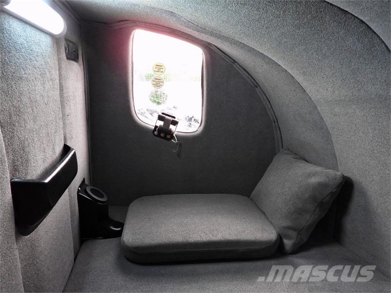 Iveco DAILY 35S18 TARPAULIN LIFT 8 PALLETS WEBASTO Kastenwagen