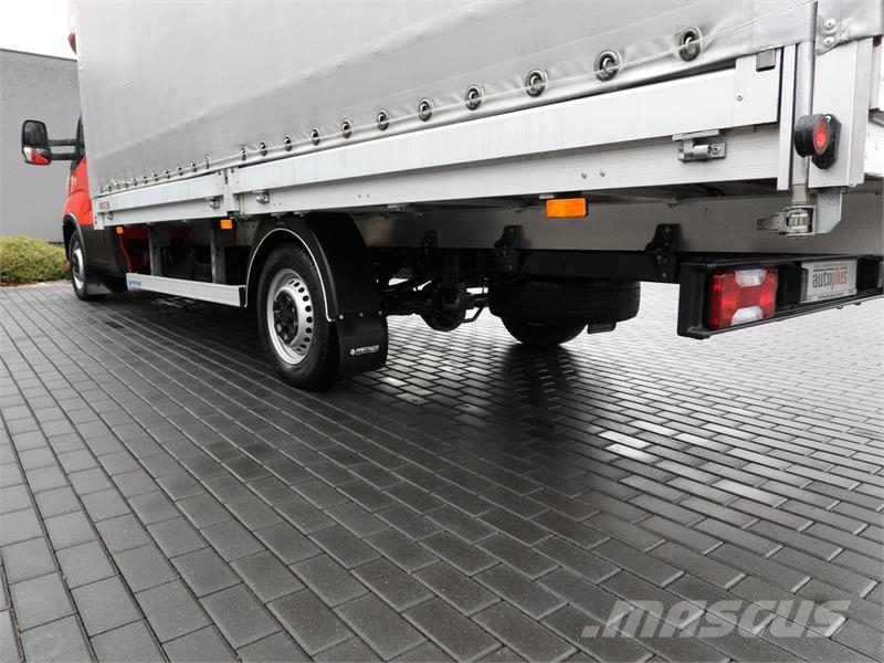 Iveco DAILY  35S18 TARPAULIN 10 PALLETS WEBASTO Vehículos de caha cerrada