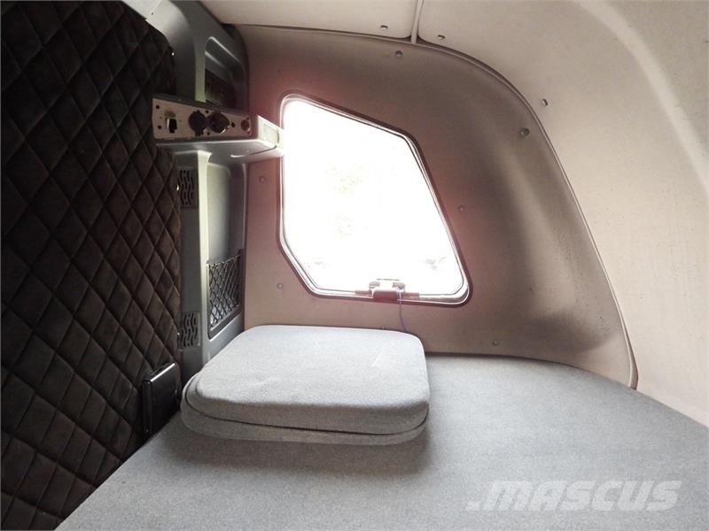 Iveco DAILY  35S18 TARPAULIN 10 PALLETS CRUISE CONTROL Контейнер
